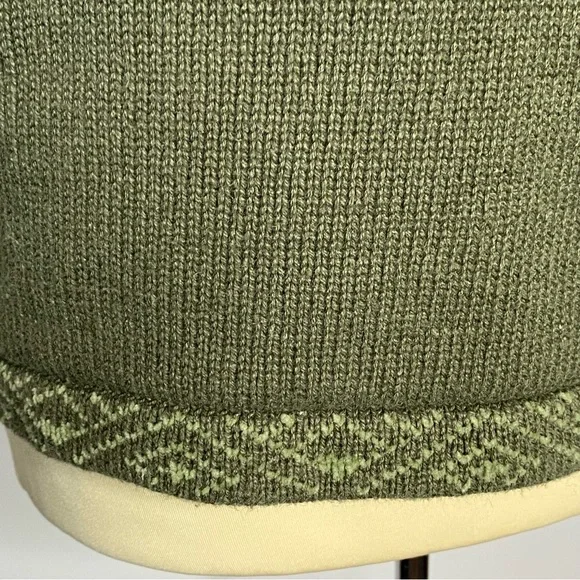 Northern Reflections Vintage Fall Acorn Owl Squirrel Button Front Sweater Vest - Picture 5 of 11